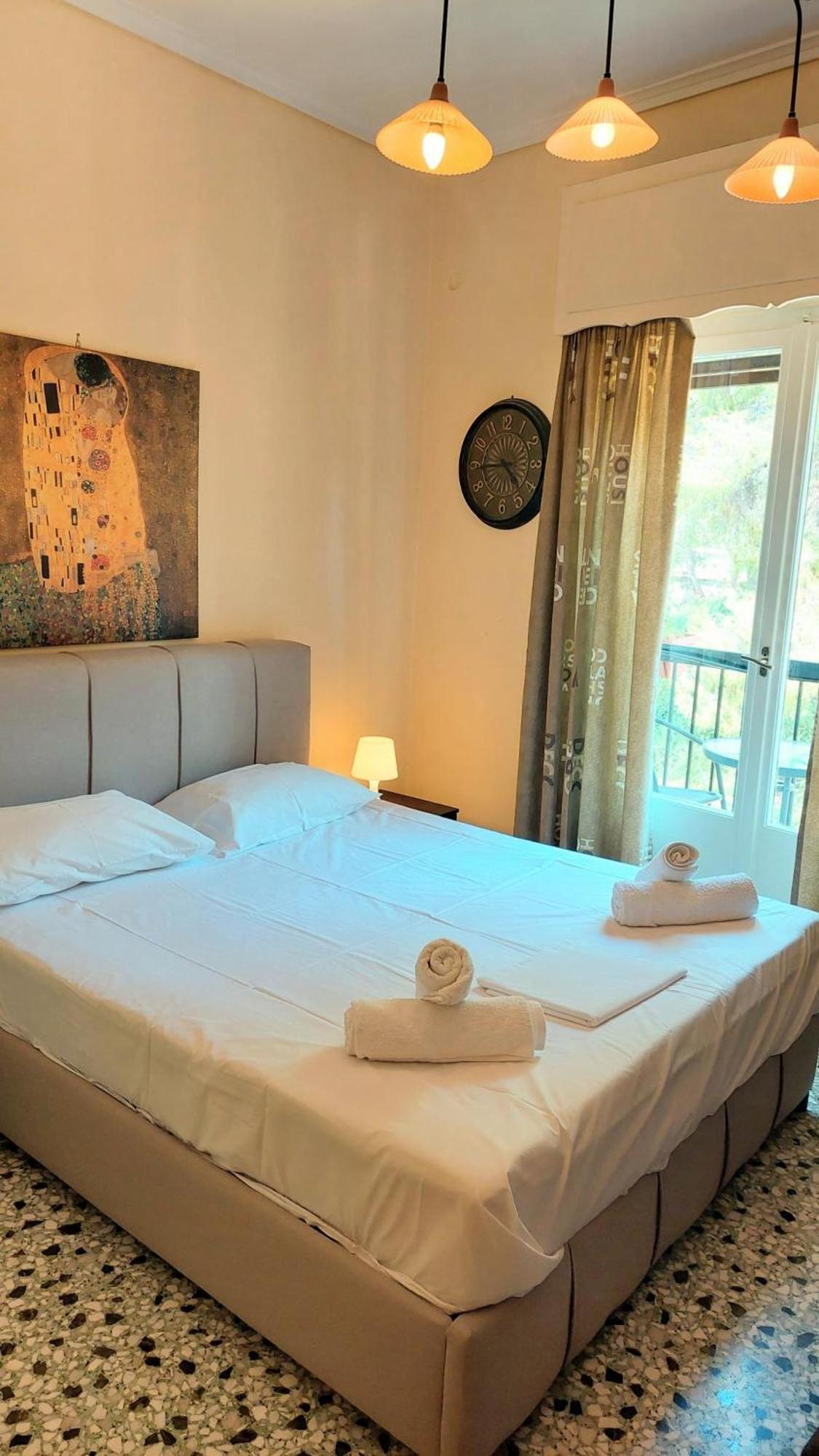 Cozy Apartment In Acropolis With Roof Garden Athen Eksteriør bilde