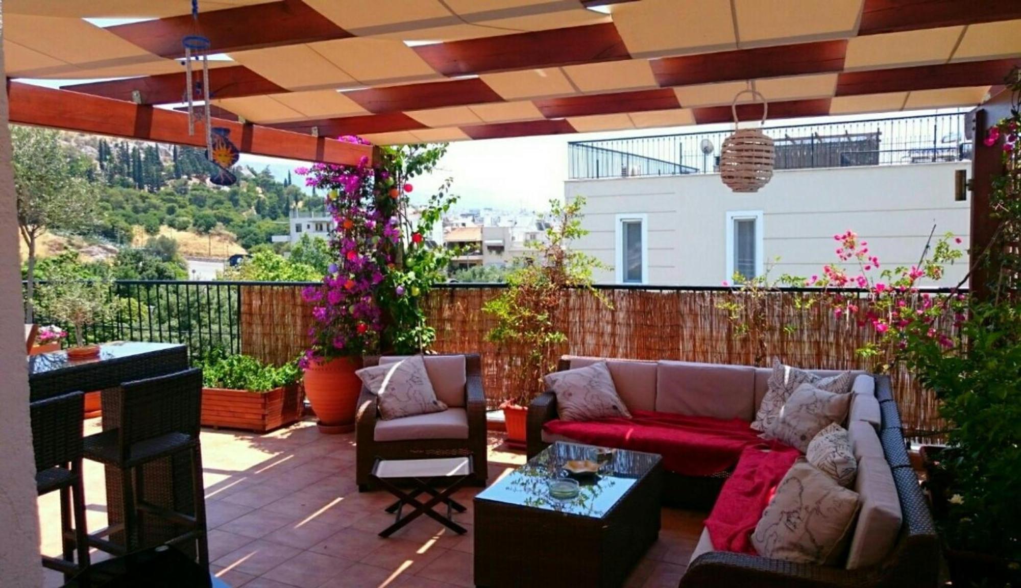 Cozy Apartment In Acropolis With Roof Garden Athen Eksteriør bilde