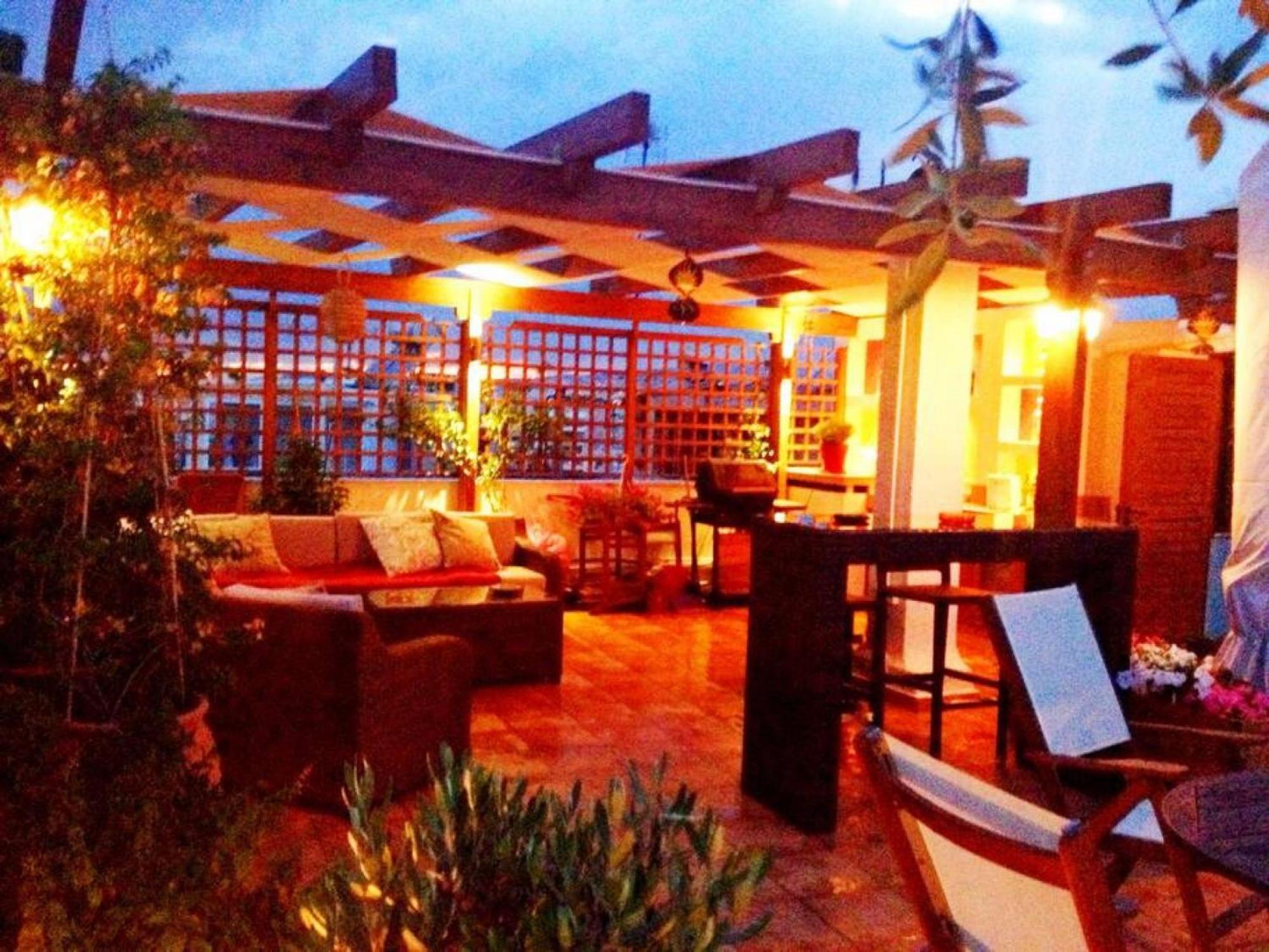 Cozy Apartment In Acropolis With Roof Garden Athen Eksteriør bilde